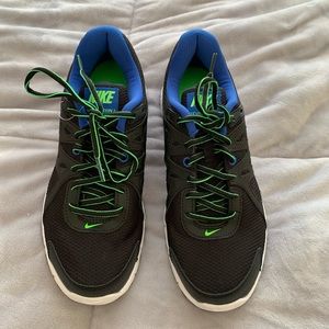 Brand New Nike Revolution 2 US Size 9